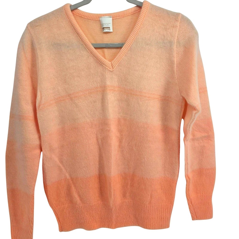 MONTGOMERY WARD Peach Ombre V Neck Long Sleeve Sweater Medium Acrylic vintage